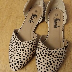 SHEIN Polka Dot Flats in Black and Cream